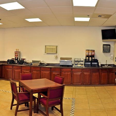 Alex Hotel And Suites Anchorage Bagian luar foto