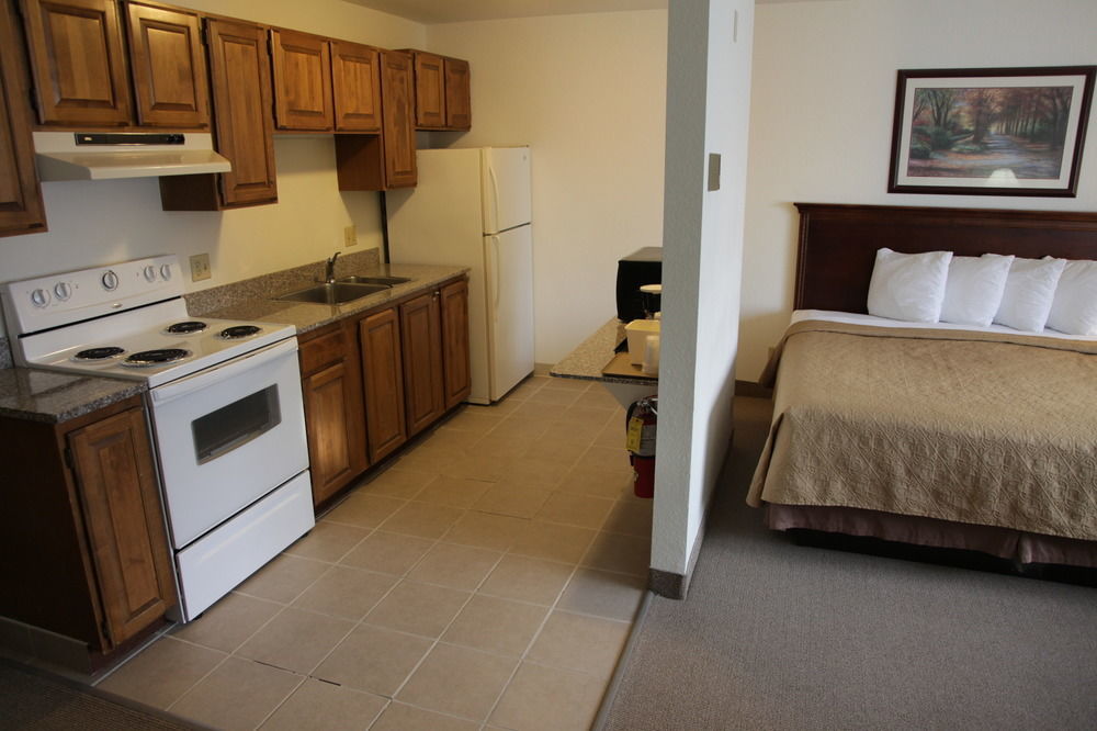 Alex Hotel And Suites Anchorage Bagian luar foto