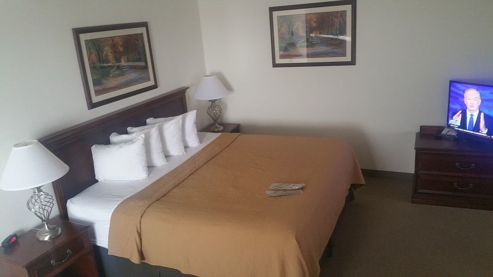 Alex Hotel And Suites Anchorage Bagian luar foto