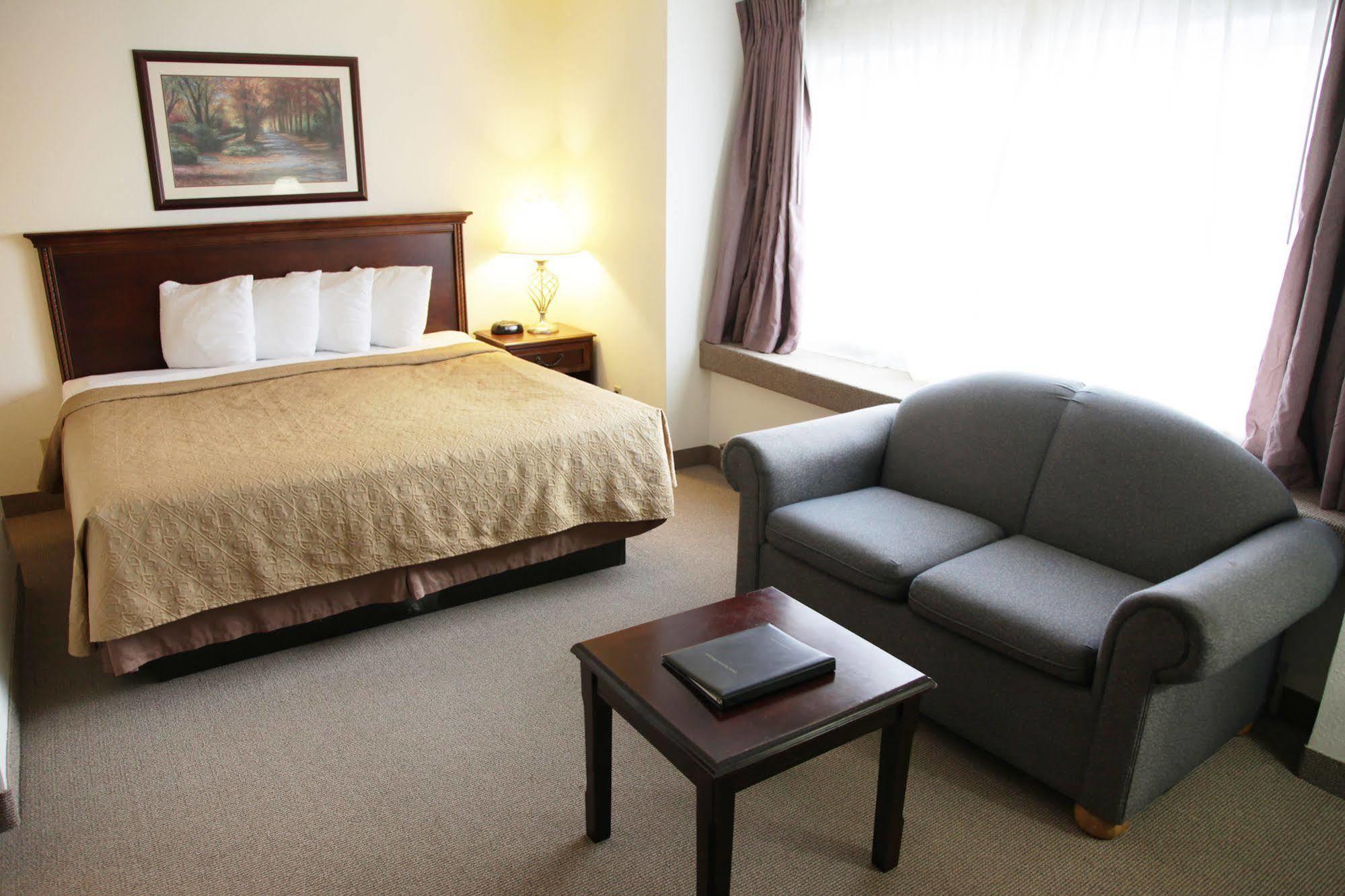 Alex Hotel And Suites Anchorage Bagian luar foto